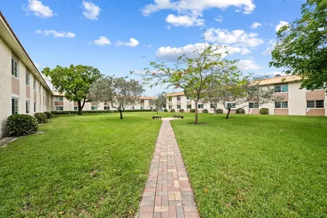 9 NE 19th Court Wilton Manors FL 33305