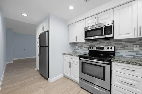 9 NE 19th Court Wilton Manors FL 33305