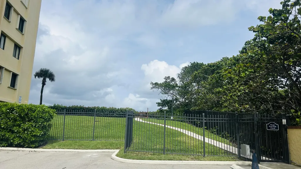 100 Ocean Trail Way Jupiter FL 33477