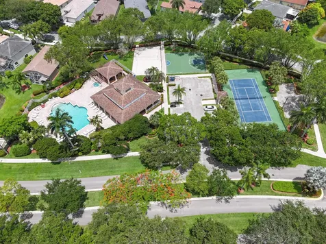 5006 Heron Court Coconut Creek FL 33073
