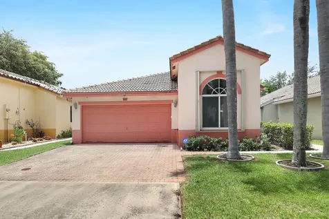 5006 Heron Court Coconut Creek FL 33073