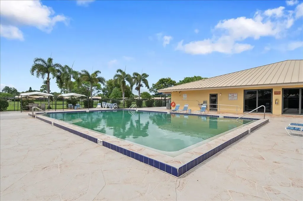 5715 Golden Eagle Circle Palm Beach Gardens FL 33418