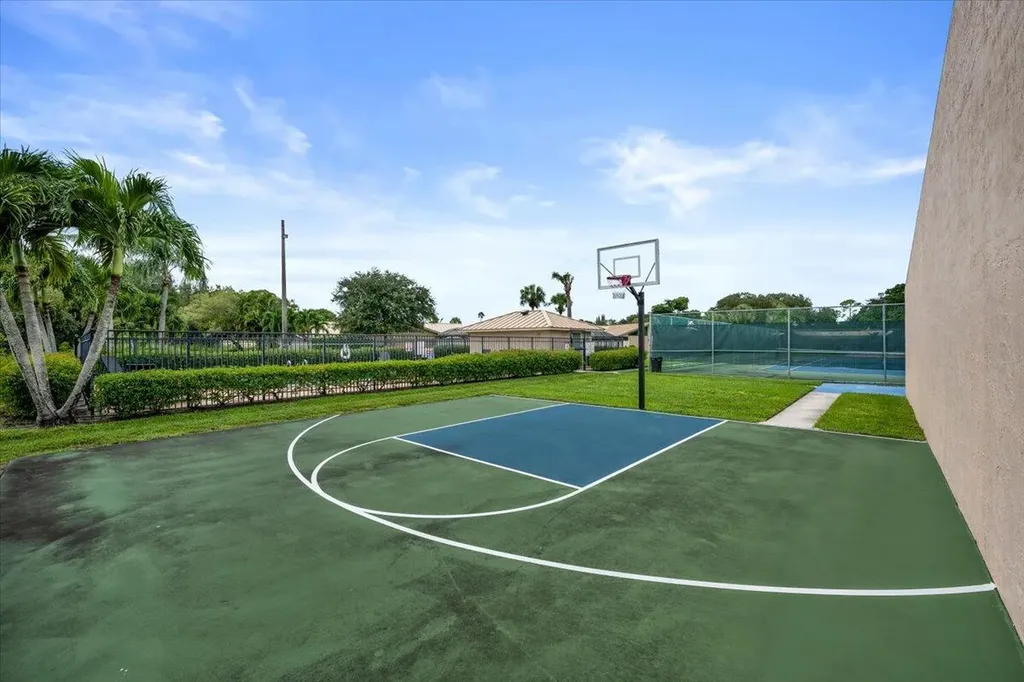 5715 Golden Eagle Circle Palm Beach Gardens FL 33418