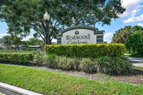 5715 Golden Eagle Circle Palm Beach Gardens FL 33418