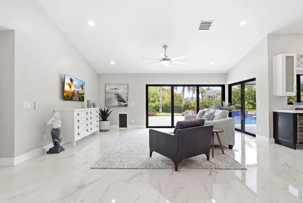 15555 De Havilland Court Wellington FL 33414