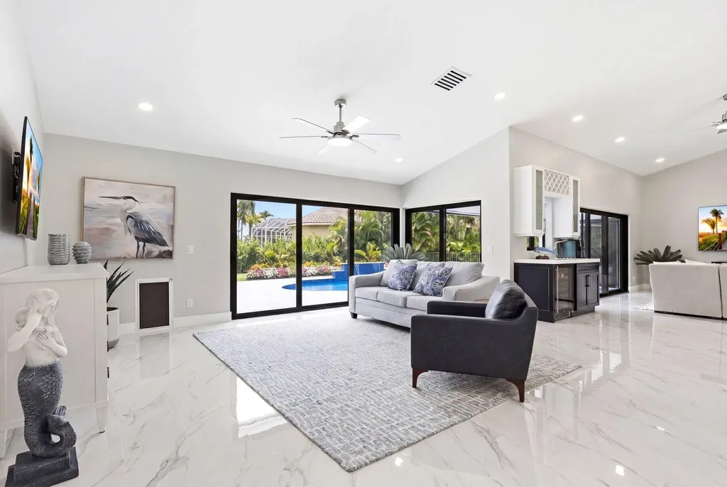 15555 De Havilland Court Wellington FL 33414