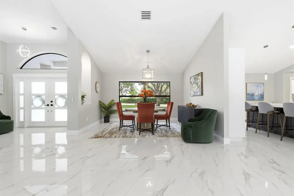 15555 De Havilland Court Wellington FL 33414