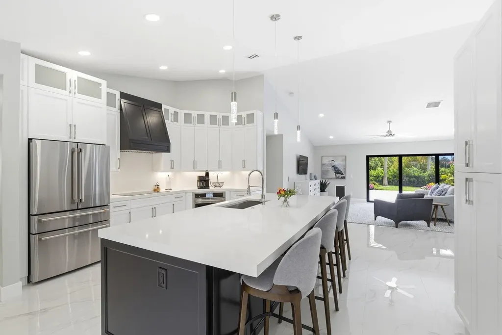 15555 De Havilland Court Wellington FL 33414