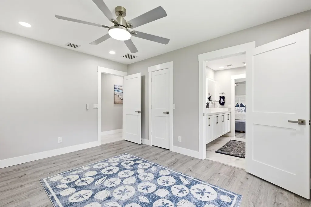 15555 De Havilland Court Wellington FL 33414