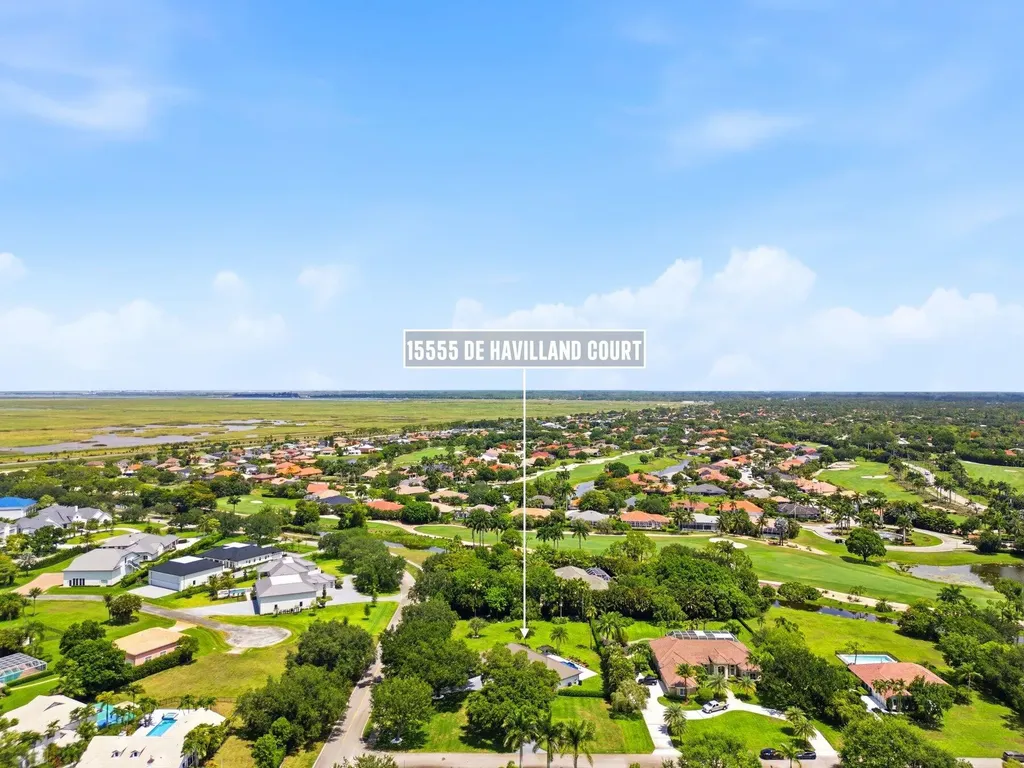 15555 De Havilland Court Wellington FL 33414