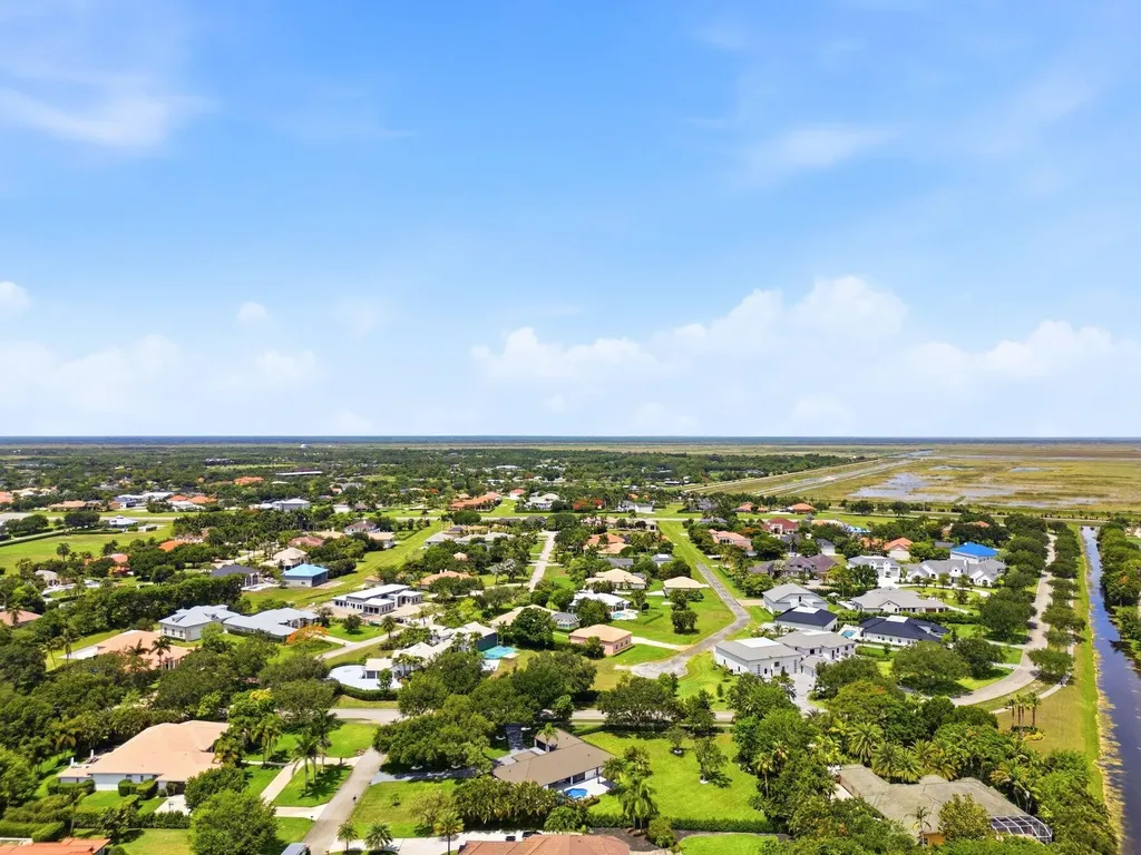 15555 De Havilland Court Wellington FL 33414