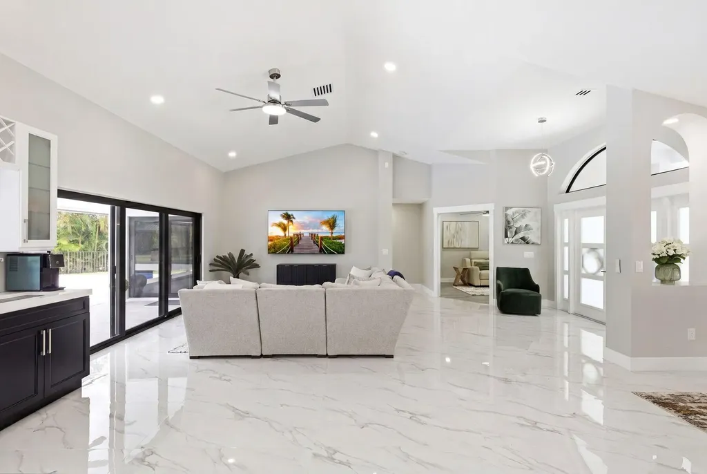 15555 De Havilland Court Wellington FL 33414