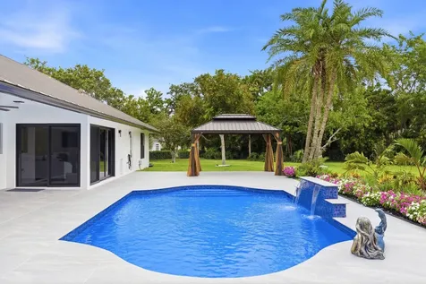 15555 De Havilland Court Wellington FL 33414