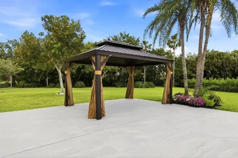 15555 De Havilland Court Wellington FL 33414