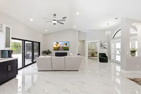 15555 De Havilland Court Wellington FL 33414