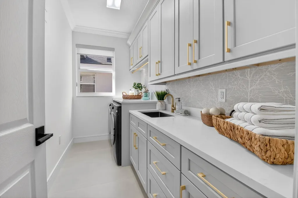 9722 Napoli Woods Lane Delray Beach FL 33446