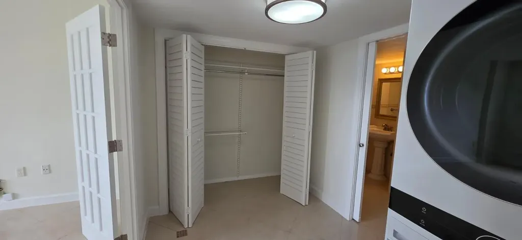 11111 Biscayne Boulevard Miami FL 33181
