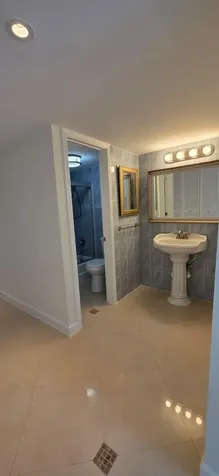 11111 Biscayne Boulevard Miami FL 33181
