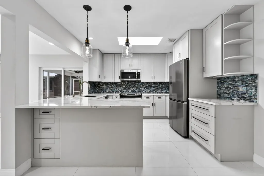 10339 Daphne Avenue Palm Beach Gardens FL 33410