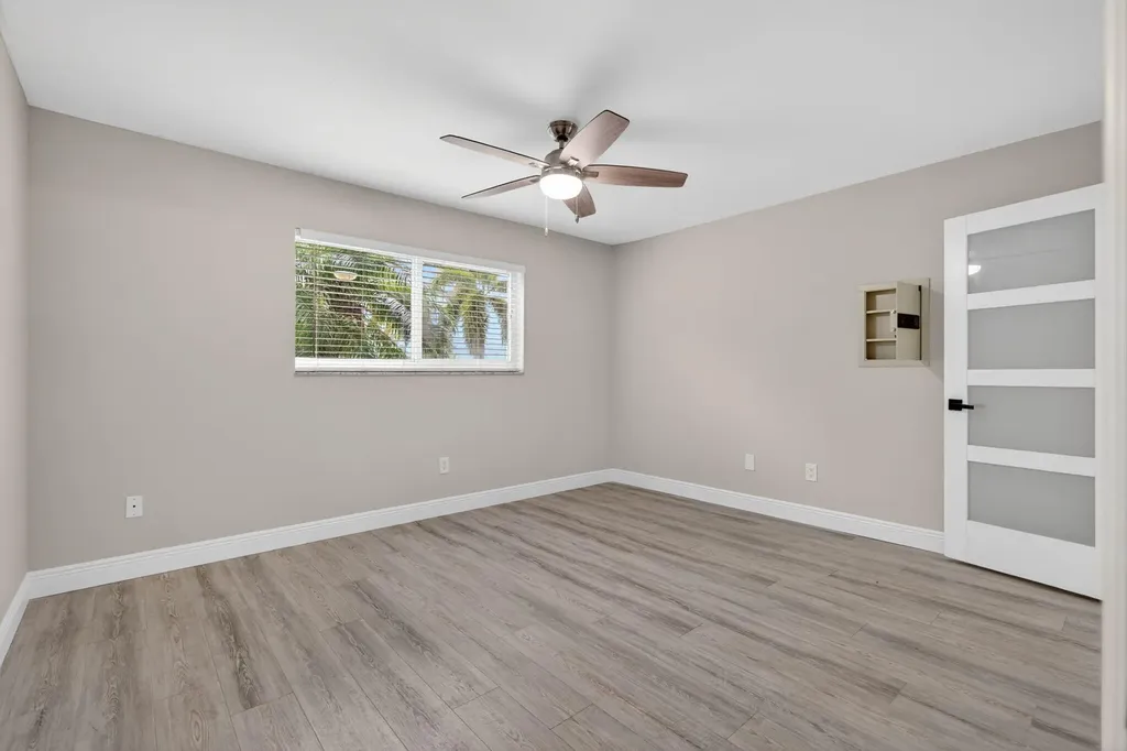 10339 Daphne Avenue Palm Beach Gardens FL 33410