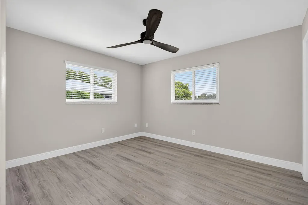 10339 Daphne Avenue Palm Beach Gardens FL 33410