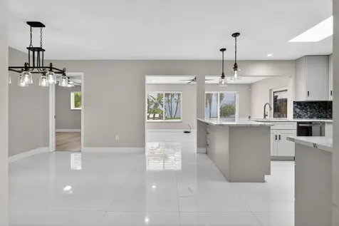 10339 Daphne Avenue Palm Beach Gardens FL 33410