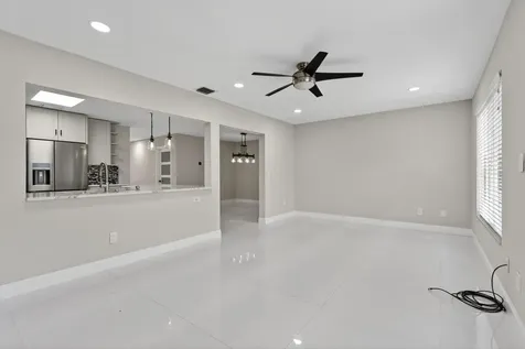 10339 Daphne Avenue Palm Beach Gardens FL 33410