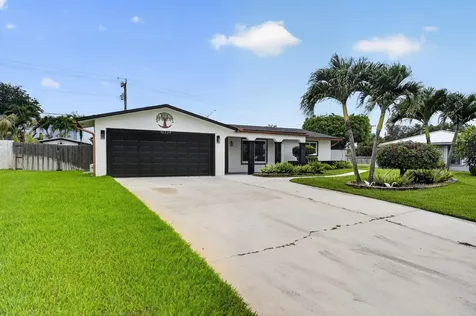 10339 Daphne Avenue Palm Beach Gardens FL 33410