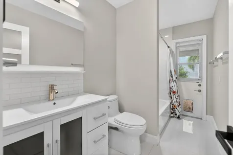 10339 Daphne Avenue Palm Beach Gardens FL 33410