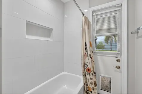10339 Daphne Avenue Palm Beach Gardens FL 33410