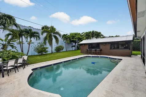 10339 Daphne Avenue Palm Beach Gardens FL 33410
