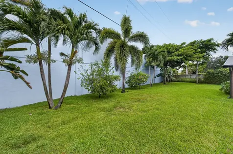 10339 Daphne Avenue Palm Beach Gardens FL 33410