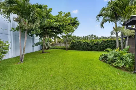 10339 Daphne Avenue Palm Beach Gardens FL 33410