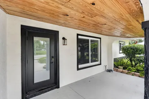 10339 Daphne Avenue Palm Beach Gardens FL 33410