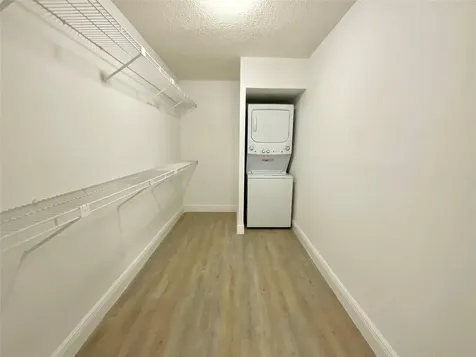 9517 Fontainebleau Boulevard Miami FL 33172