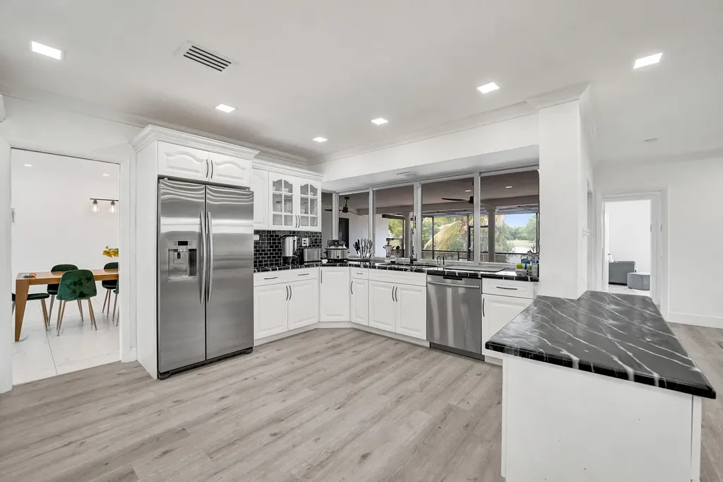 3630 N 55th Avenue Hollywood FL 33021