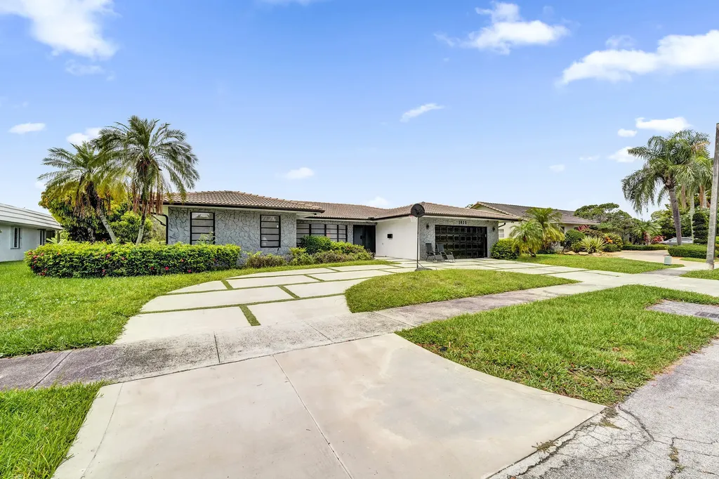 3630 N 55th Avenue Hollywood FL 33021