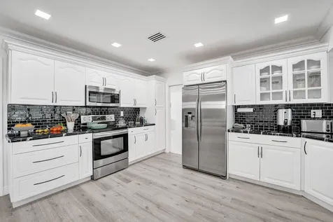 3630 N 55th Avenue Hollywood FL 33021