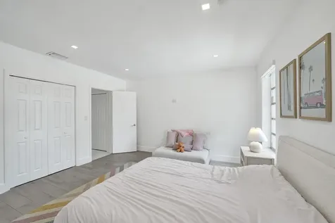 3630 N 55th Avenue Hollywood FL 33021