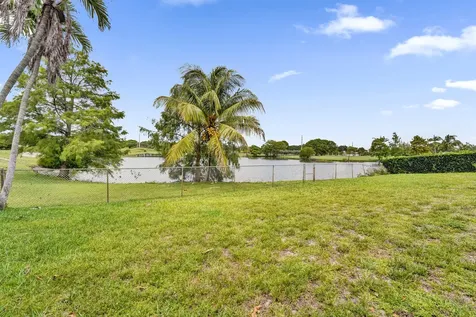 3630 N 55th Avenue Hollywood FL 33021