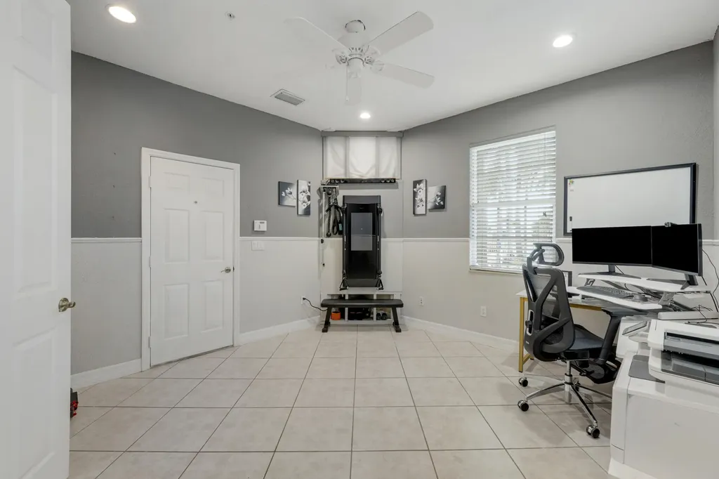 115 Harbors Way Boynton Beach FL 33435
