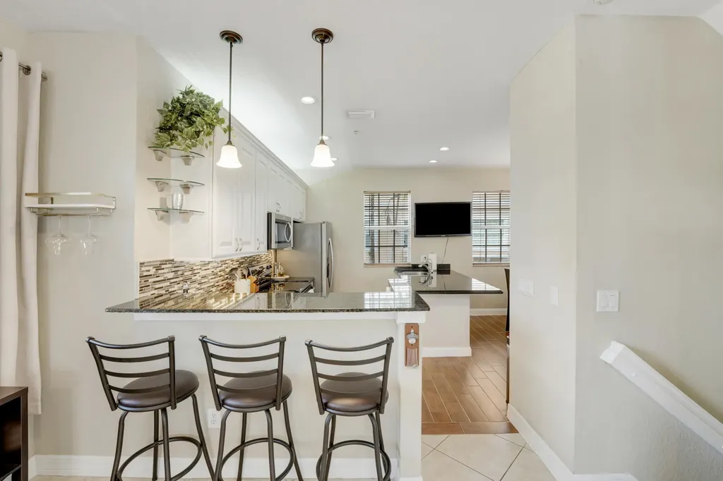 115 Harbors Way Boynton Beach FL 33435