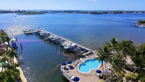 115 Harbors Way Boynton Beach FL 33435