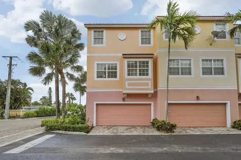 115 Harbors Way Boynton Beach FL 33435