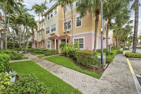 115 Harbors Way Boynton Beach FL 33435