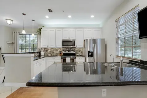 115 Harbors Way Boynton Beach FL 33435