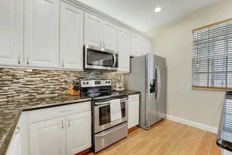 115 Harbors Way Boynton Beach FL 33435