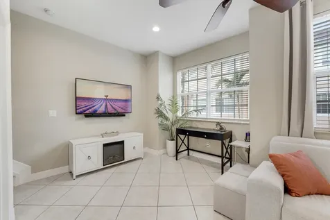 115 Harbors Way Boynton Beach FL 33435