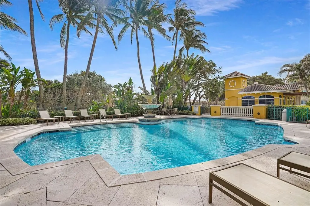 1228 Hillsboro Hillsboro Beach FL 33062