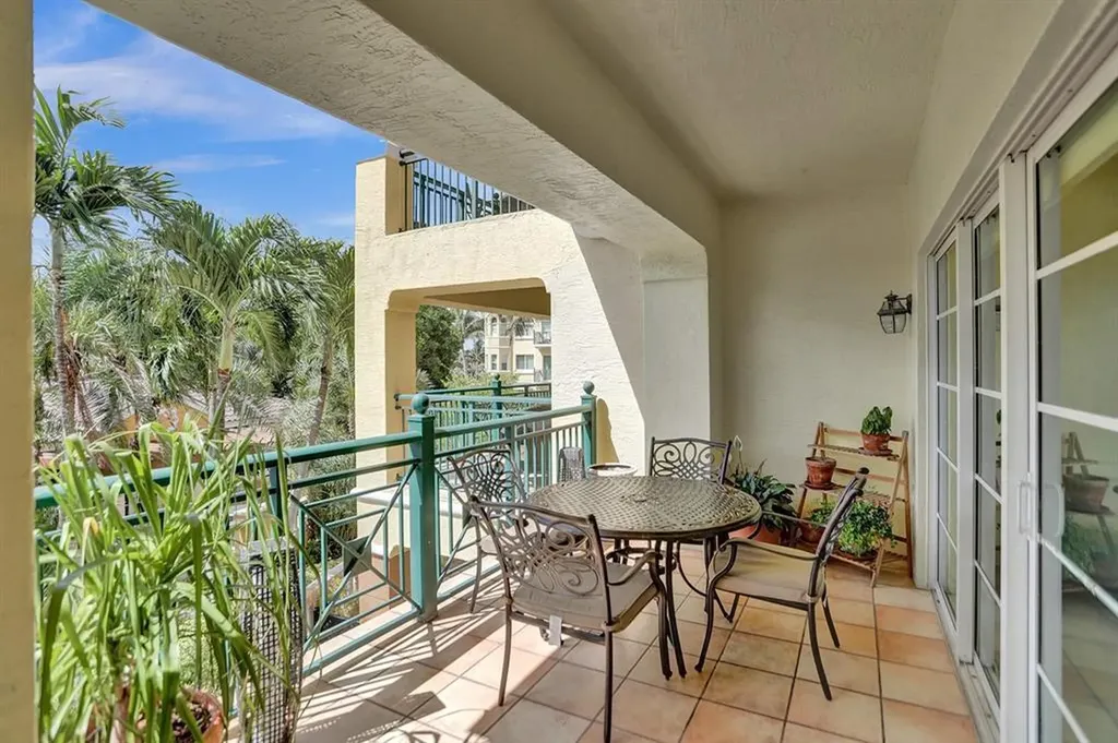 1228 Hillsboro Hillsboro Beach FL 33062